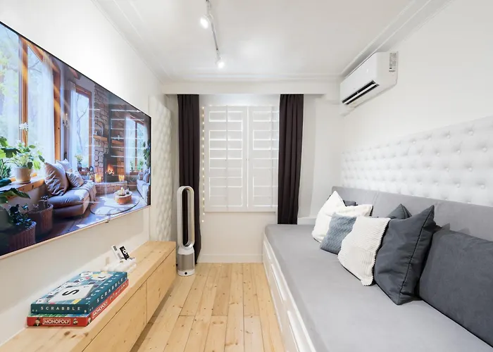 Apartment Hidden Gem Free Netflix 2 X 65inch Tv Cebu